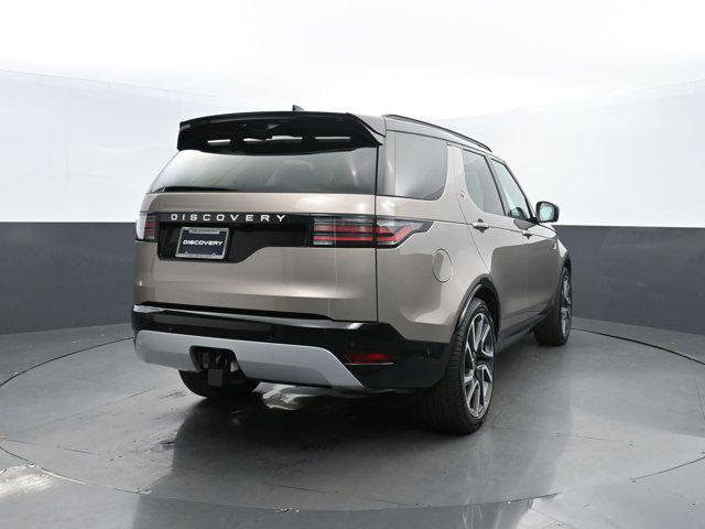 new 2025 Land Rover Discovery car, priced at $86,388