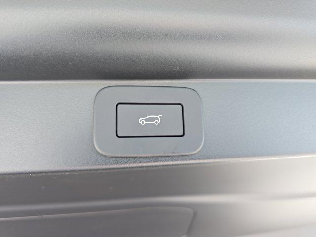 new 2025 Land Rover Range Rover car, priced at $136,575