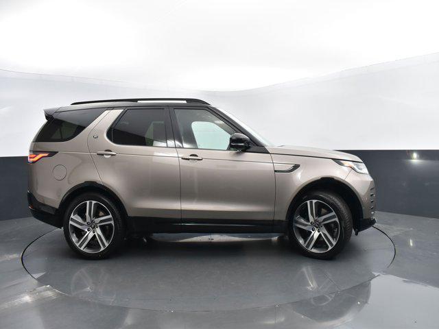 new 2024 Land Rover Discovery car, priced at $83,875