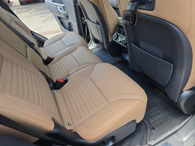 new 2025 Land Rover Discovery car, priced at $81,893
