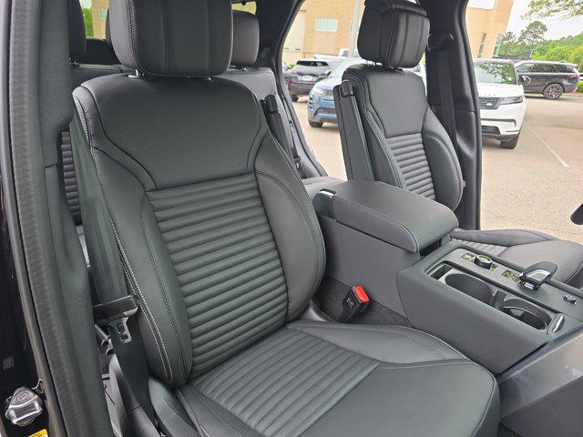 new 2025 Land Rover Discovery car, priced at $87,038