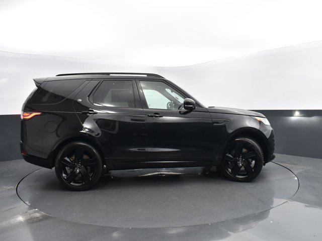 new 2024 Land Rover Discovery car, priced at $77,625