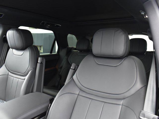 new 2025 Land Rover Range Rover Sport car, priced at $104,860