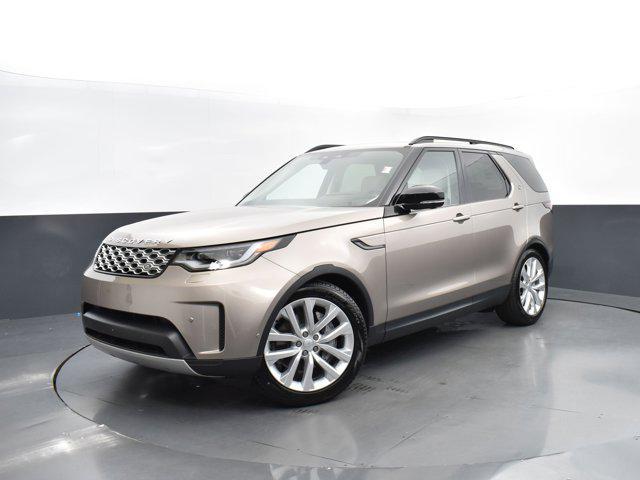 new 2024 Land Rover Discovery car, priced at $69,628