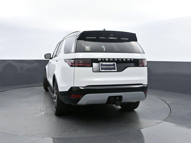 new 2025 Land Rover Discovery car, priced at $88,038