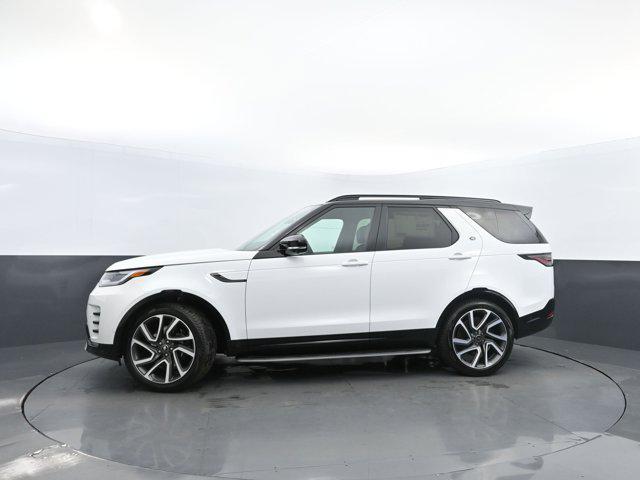 new 2025 Land Rover Discovery car, priced at $88,038