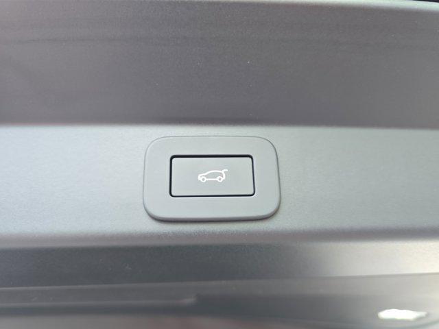 new 2025 Land Rover Range Rover Sport car, priced at $132,225