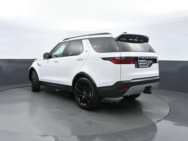 new 2025 Land Rover Discovery car, priced at $67,928