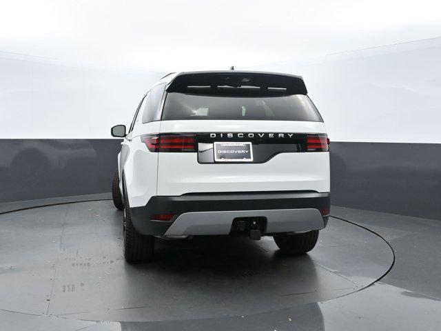 new 2025 Land Rover Discovery car, priced at $67,928