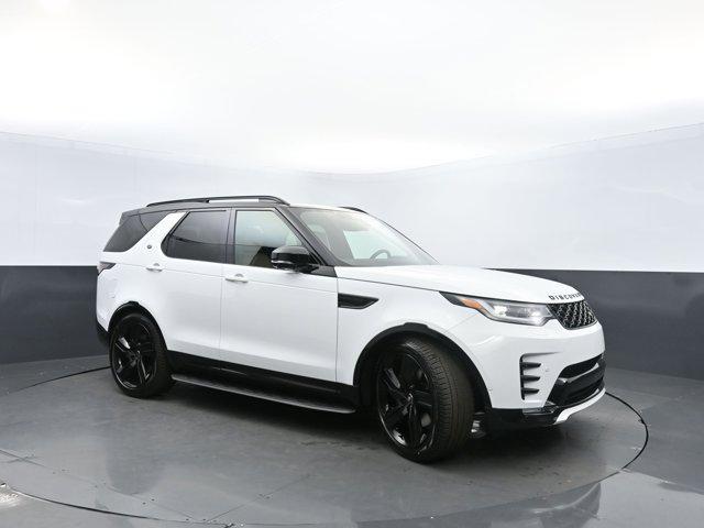 new 2025 Land Rover Discovery car, priced at $80,525