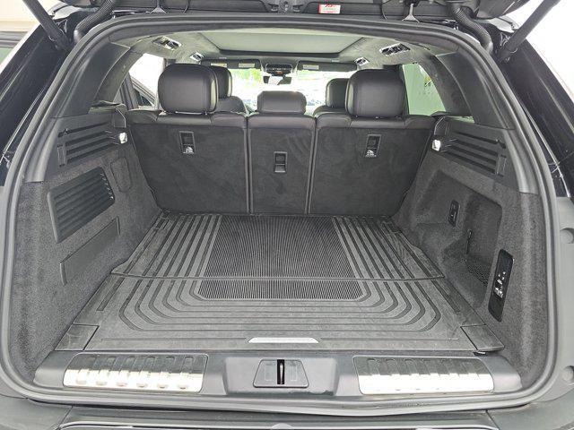 used 2025 Land Rover Range Rover Sport car, priced at $116,999
