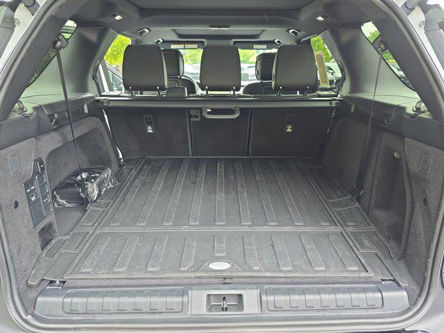 used 2024 Land Rover Discovery car, priced at $59,288