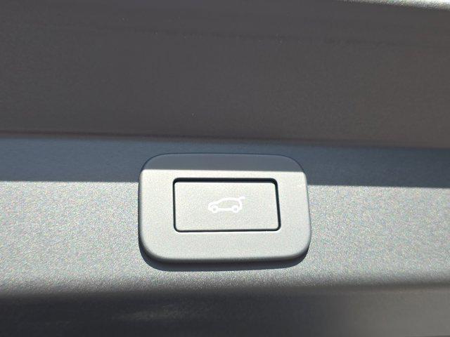 new 2025 Land Rover Range Rover Sport car, priced at $98,165