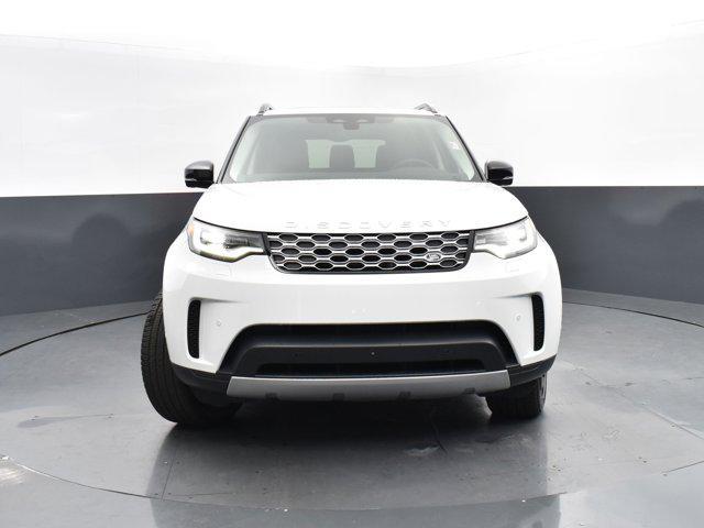 new 2024 Land Rover Discovery car, priced at $69,278