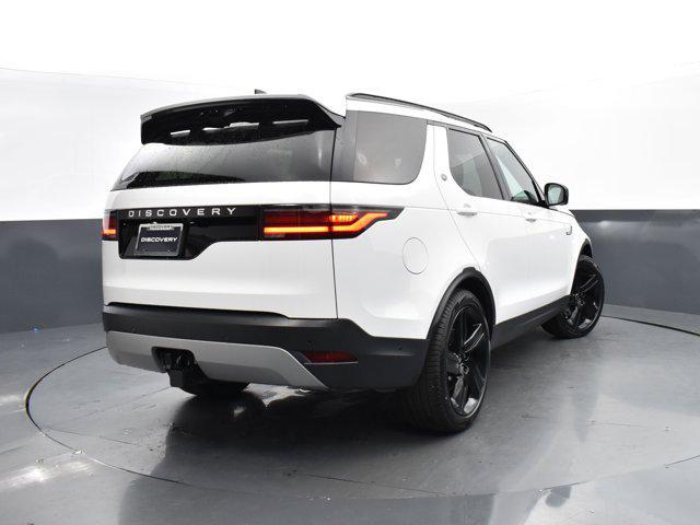 new 2024 Land Rover Discovery car, priced at $69,278