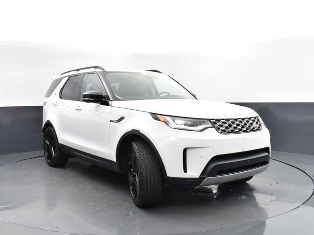 new 2024 Land Rover Discovery car, priced at $69,278