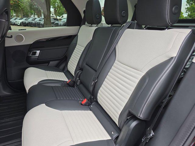 new 2025 Land Rover Discovery car, priced at $70,253