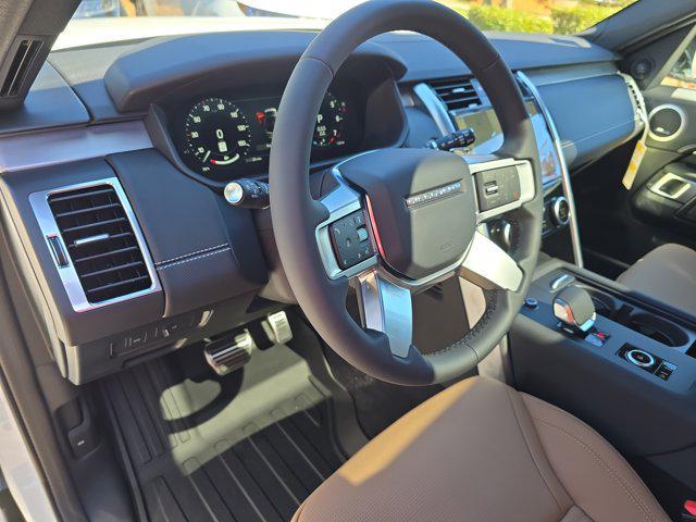 new 2026 Land Rover Discovery car, priced at $82,241