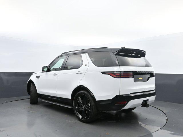 new 2025 Land Rover Discovery car, priced at $80,525