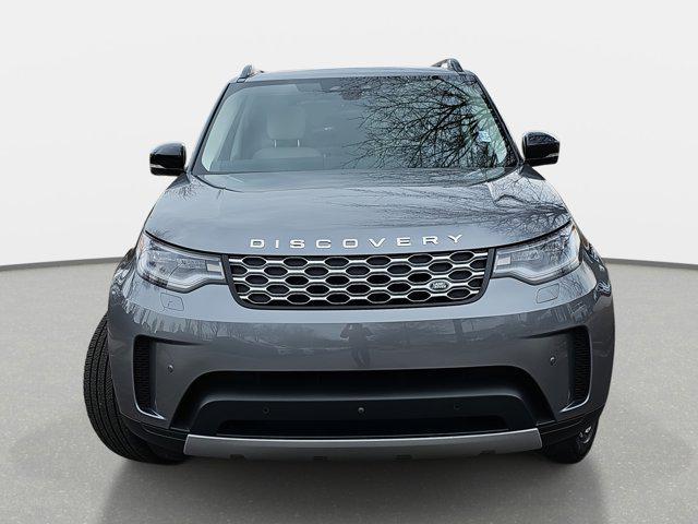 used 2024 Land Rover Discovery car, priced at $53,997