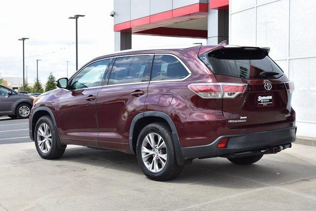 used 2015 Toyota Highlander car, priced at $19,182