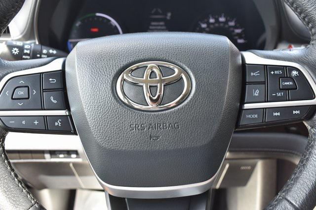 used 2023 Toyota Sienna car, priced at $46,950