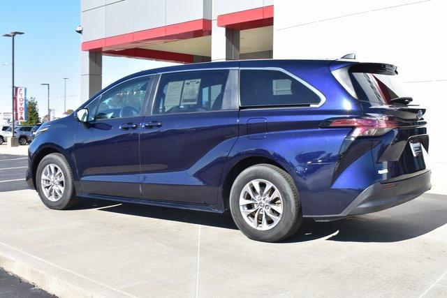 used 2022 Toyota Sienna car, priced at $30,135