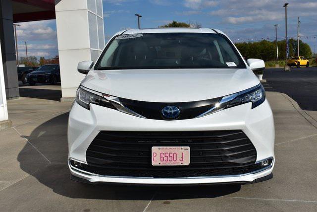 used 2022 Toyota Sienna car, priced at $43,700
