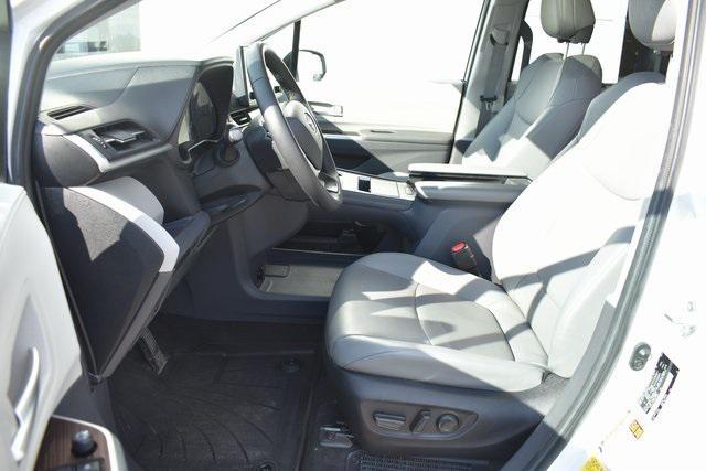 used 2022 Toyota Sienna car, priced at $43,700