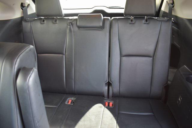 used 2021 Toyota Highlander car, priced at $29,450