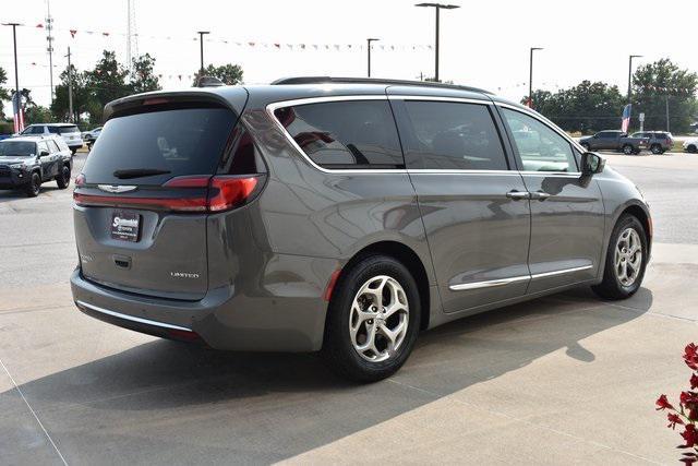 used 2022 Chrysler Pacifica car, priced at $27,671