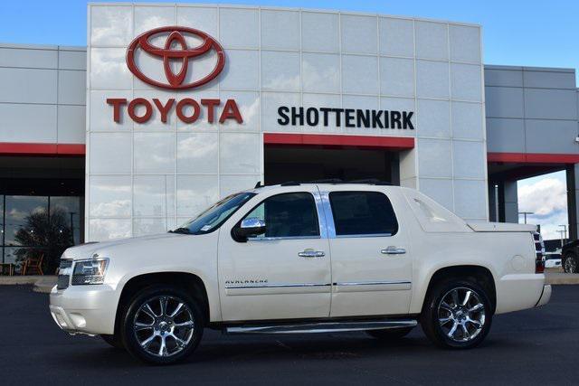 used 2013 Chevrolet Avalanche car, priced at $20,293