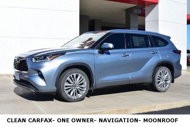 used 2022 Toyota Highlander car, priced at $40,703