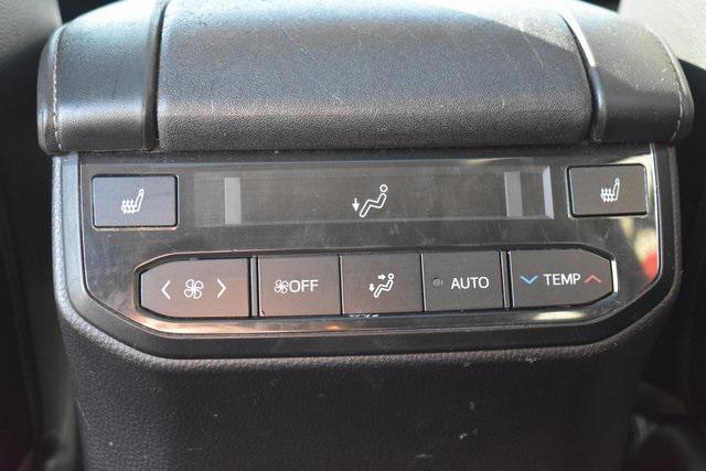 used 2022 Toyota Highlander car, priced at $40,703