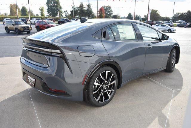 new 2026 Toyota Prius Plug-In Hybrid car, priced at $44,018