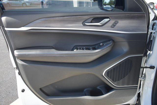 used 2021 Jeep Grand Cherokee L car, priced at $29,962