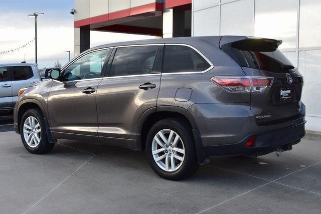 used 2015 Toyota Highlander car, priced at $13,697