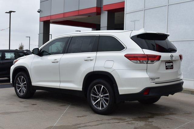 used 2019 Toyota Highlander car, priced at $30,582