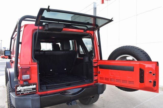 used 2015 Jeep Wrangler Unlimited car, priced at $22,593