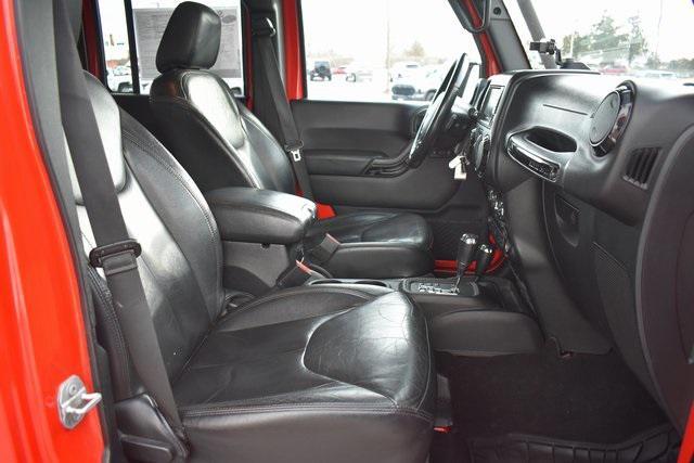 used 2015 Jeep Wrangler Unlimited car, priced at $22,593