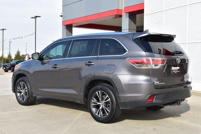 used 2016 Toyota Highlander car, priced at $17,547