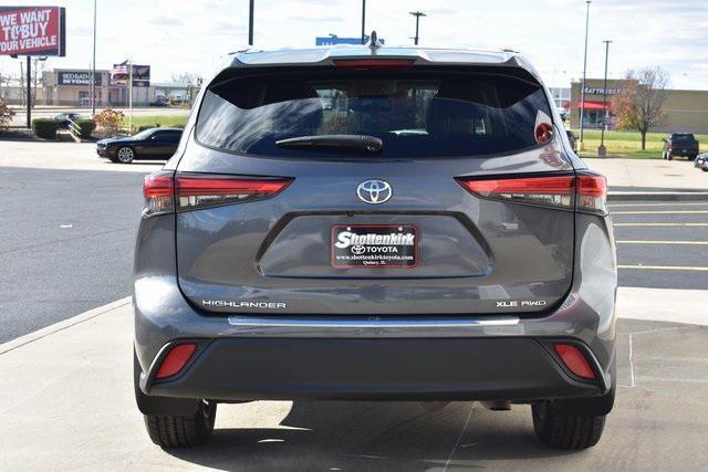 used 2023 Toyota Highlander car, priced at $39,752