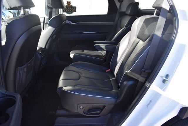used 2024 Hyundai Palisade car, priced at $33,452