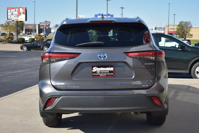 used 2021 Toyota Highlander Hybrid car, priced at $32,576