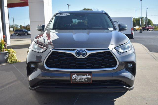 used 2021 Toyota Highlander Hybrid car, priced at $32,576