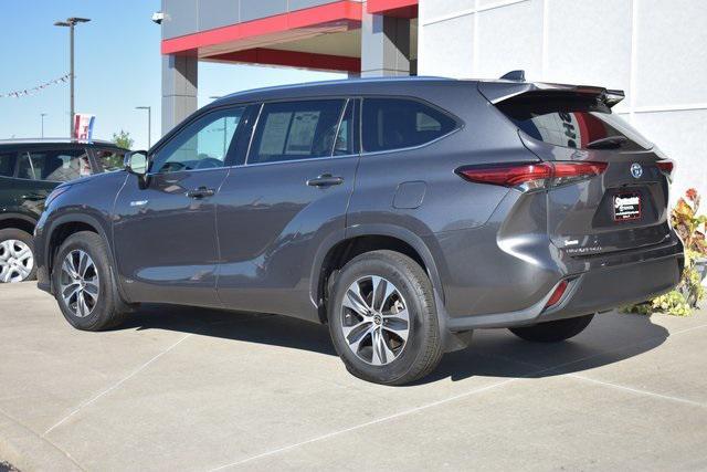 used 2021 Toyota Highlander Hybrid car, priced at $32,576