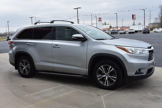 used 2016 Toyota Highlander car, priced at $17,846