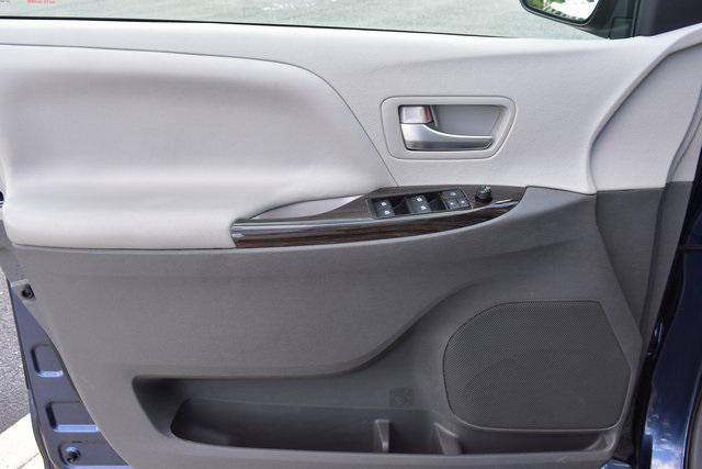 used 2020 Toyota Sienna car, priced at $32,522