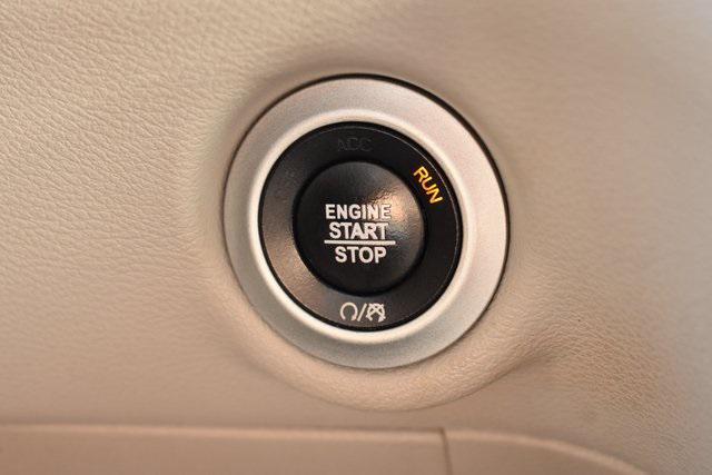 used 2018 Chrysler Pacifica car, priced at $10,523