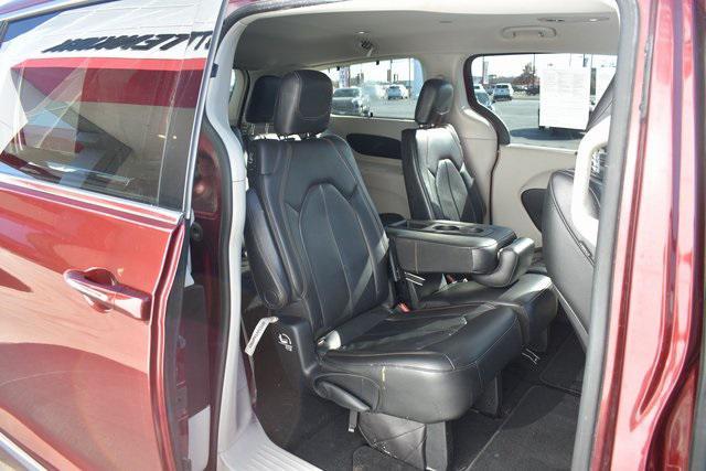 used 2018 Chrysler Pacifica car, priced at $10,523